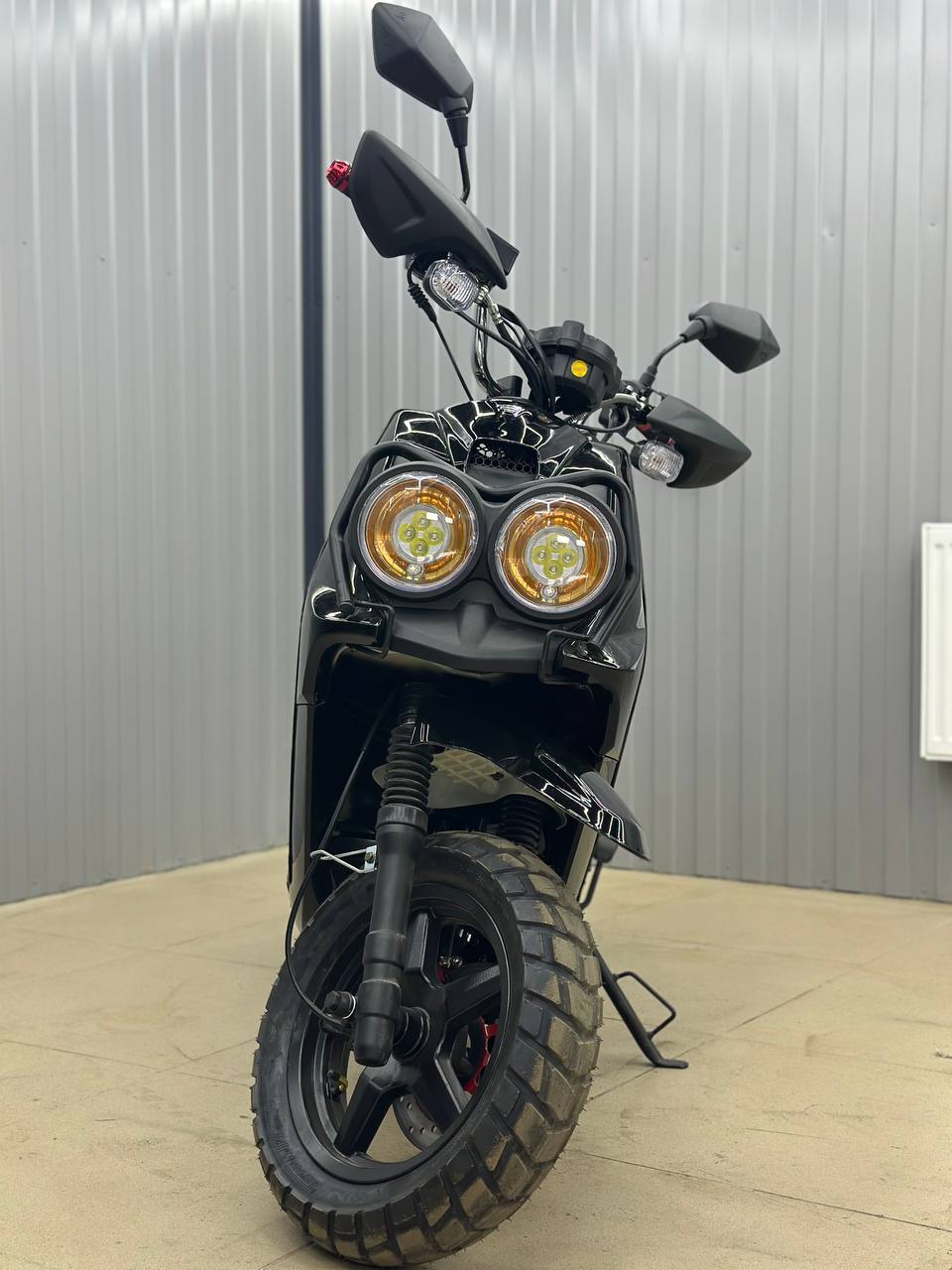 Скутер Vento Smart II 50cc (150сс). Фото N2