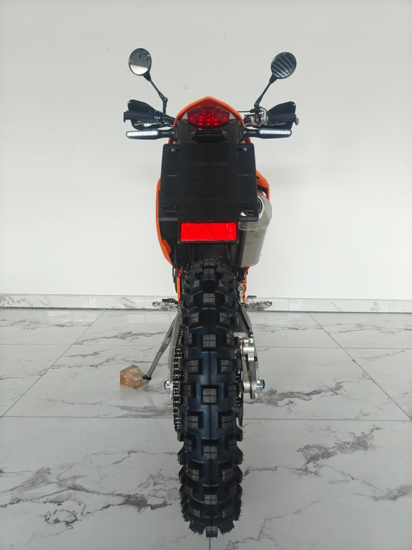 Мотоцикл Regulmoto SIX DAYS с ПТС. Фото N4