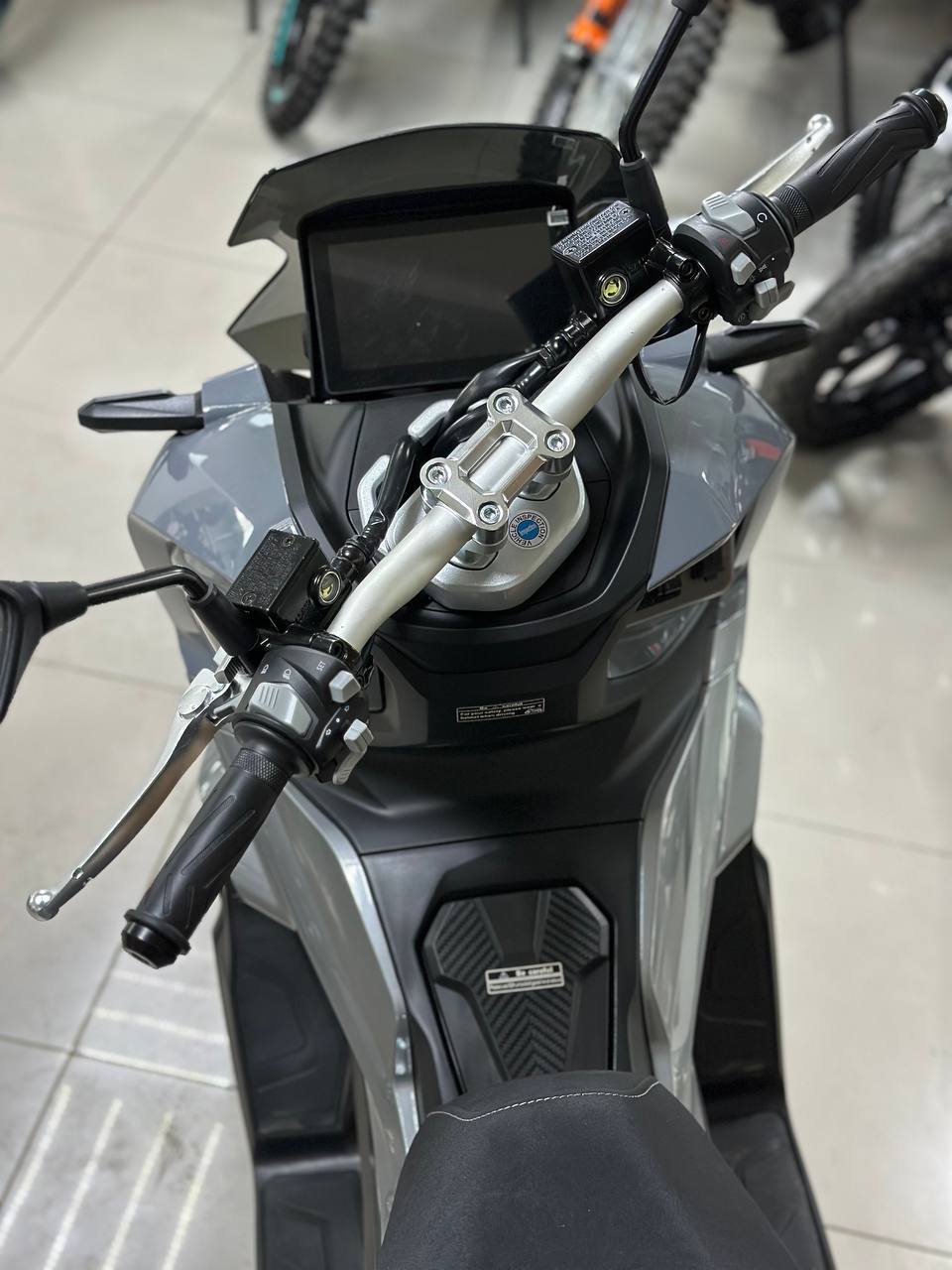 Скутер Vento JET. Фото N2