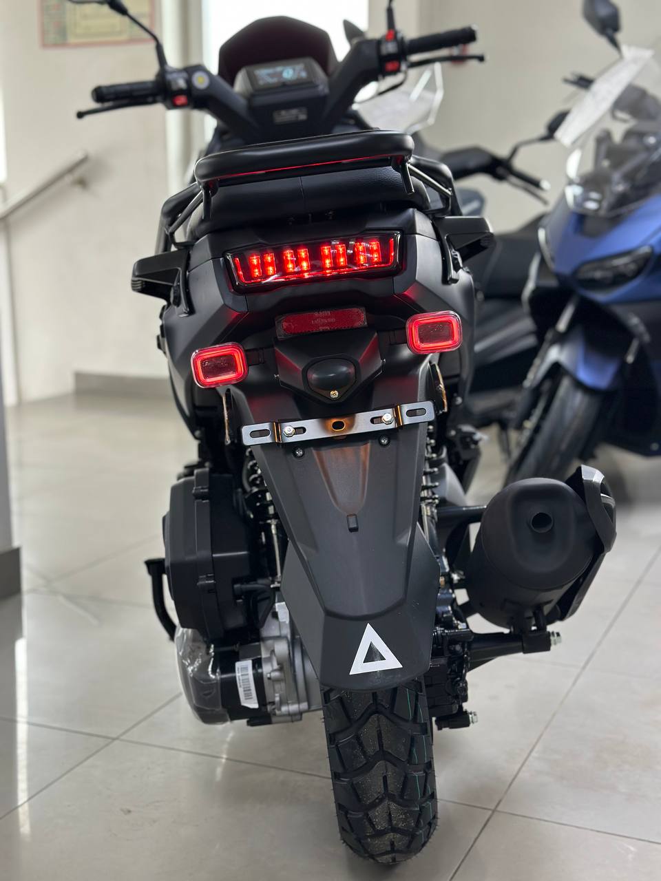 Скутер Vento Smart X. Фото N10
