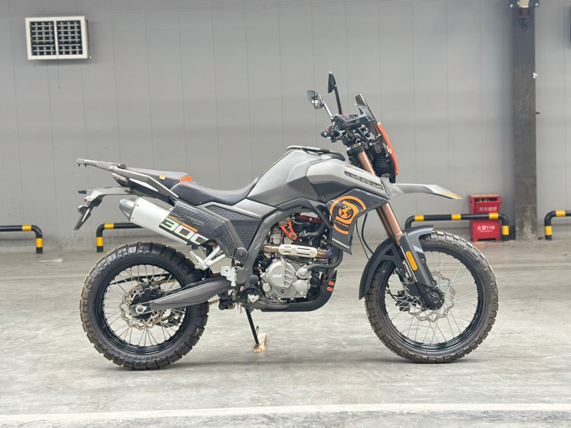 Мотоцикл Regulmoto Cyclone с ПТС. Фото N7