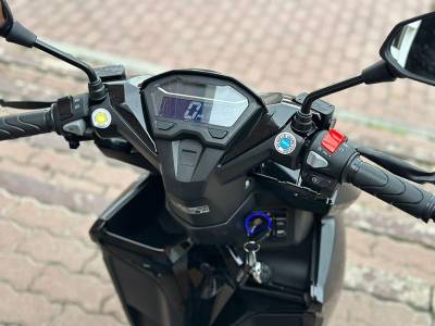 Скутер Vento INFERNO 170cc. Фото N5